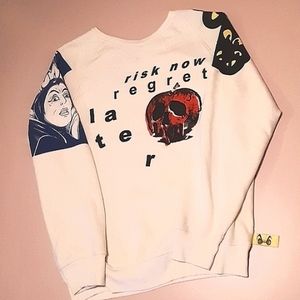 Disney Villains x Heidi Klum Comic Print Medium Sweatshirt